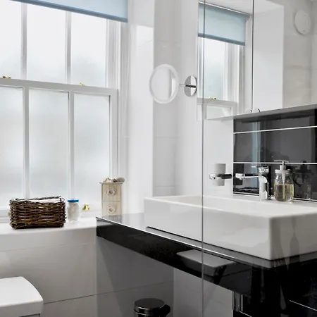 بيت للعطل 18 In The Corner *