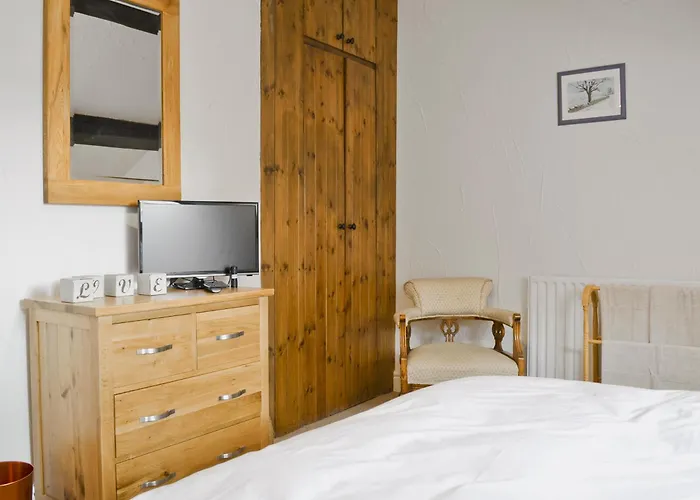 18 In The Corner * Windermere